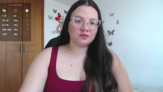 Snapshot of Sarahros1 chatting on March 11, 2025, 3:56 pm Sarahros1 online show from March 11, 2025, 3:56 pm