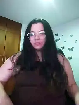 Snapshot of Sarahros1 chatting on January 29, 2025, 2:19 am Sarahros1 online show from January 29, 2025, 2:19 am