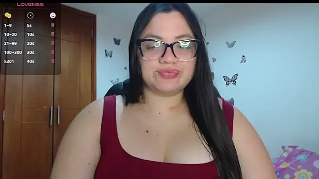 Snapshot of Sarahros1 chatting on October 19, 2025, 10:56 pm Sarahros1 online show from October 19, 2025, 10:56 pm