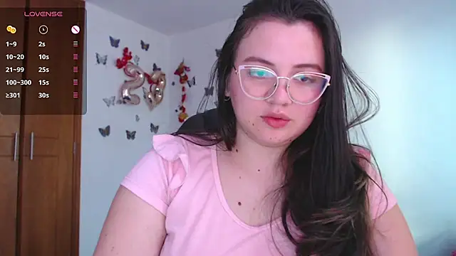 Snapshot of Sarahros1 chatting on February 18, 2025, 10:58 pm Sarahros1 online show from February 18, 2025, 10:58 pm