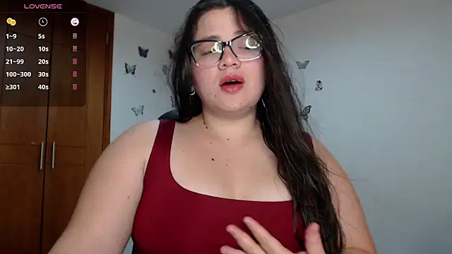 Snapshot of Sarahros1 chatting on September 23, 2025, 3:24 am Sarahros1 online show from September 23, 2025, 3:24 am