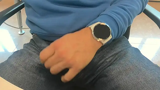 alessandroman2114 online show from February 24, 2026, 11:22 am