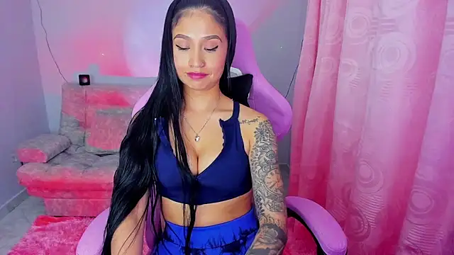 nahomekuperch online show from March 6, 2025, 8:41 am