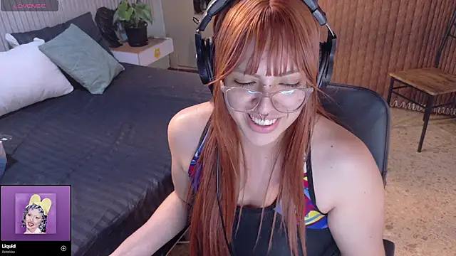 Snapshot of Eli666uwu chatting on November 6, 2025, 3:27 pm Eli666uwu online show from November 6, 2025, 3:27 pm