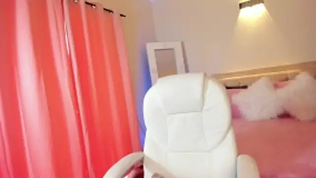 megan connor  online show from April 23, 2026, 3:46 pm