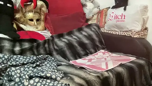 EroticVenetian online show from October 27, 2025, 8:37 am