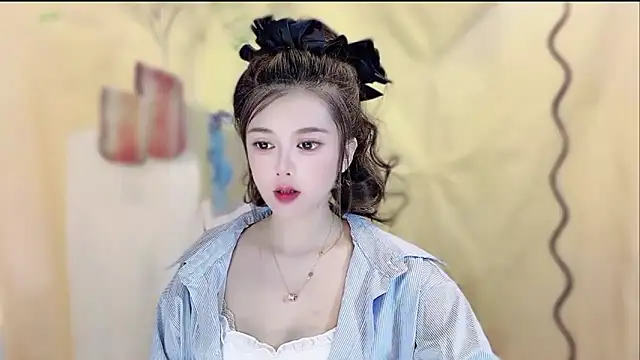 Snapshot of VIWVI chatting on March 10, 2026, 4:49 am VIWVI online show from March 10, 2026, 4:49 am