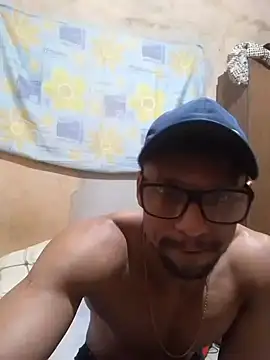 Snapshot of Gomesggc chatting on June 25, 2026, 7:08 pm Gomesggc online show from June 25, 2026, 7:08 pm