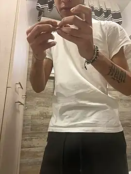 LukonPorn online show from March 13, 2025, 3:28 pm