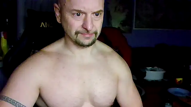 Snapshot of Sports-beast chatting on March 26, 2026, 9:13 pm Sports-beast online show from March 26, 2026, 9:13 pm