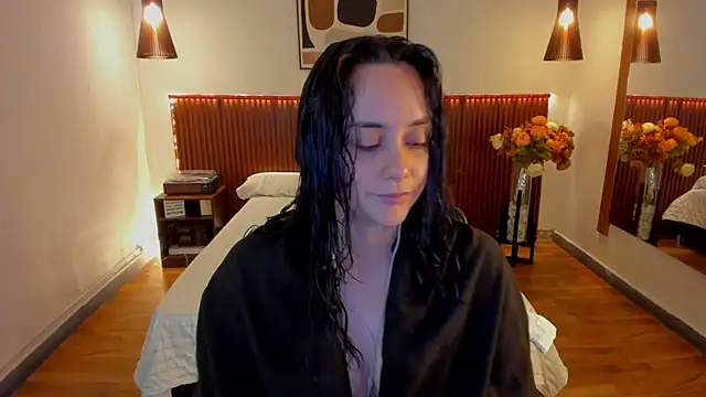 Snapshot of KatherineBond chatting on May 29, 2026, 7:09 pm KatherineBond online show from May 29, 2026, 7:09 pm