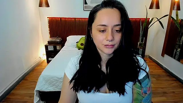 KatherineBond online show from February 11, 2026, 5:46 pm