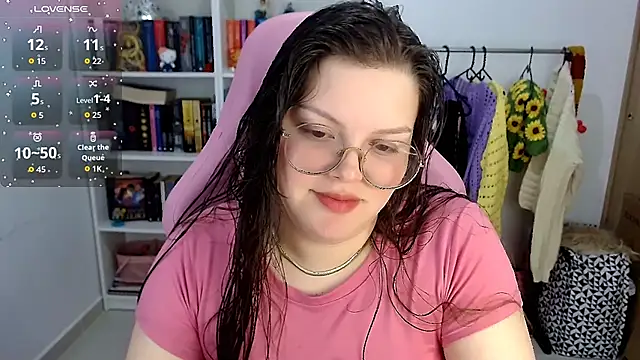 Gabiwaifu online show from November 15, 2025, 6:50 am