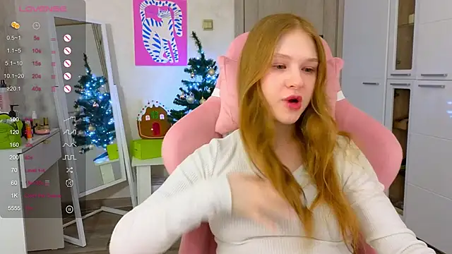 TrissMerigold9 online show from January 13, 2026, 9:19 pm