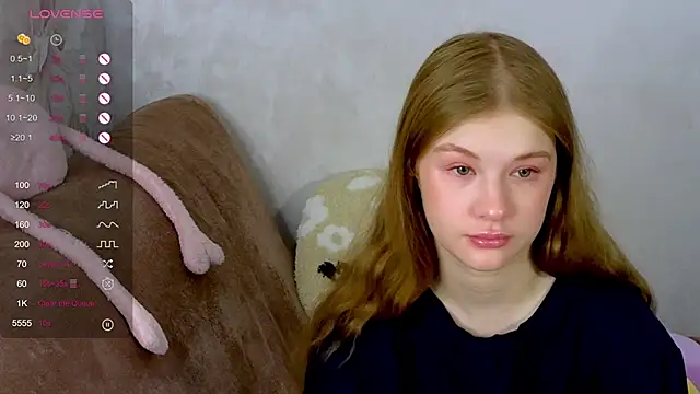 Snapshot of TrissMerigold9 chatting on October 11, 2025, 8:37 am TrissMerigold9 online show from October 11, 2025, 8:37 am