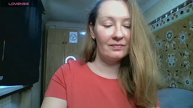 Snapshot of AnnaXLovers chatting on March 18, 2026, 8:06 am AnnaXLovers online show from March 18, 2026, 8:06 am