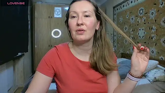 Snapshot of AnnaXLovers chatting on March 14, 2026, 10:54 am AnnaXLovers online show from March 14, 2026, 10:54 am