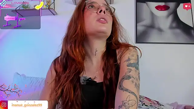 Snapshot of Manuela_monroe chatting on October 24, 2025, 11:37 pm Manuela monroe online show from October 24, 2025, 11:37 pm