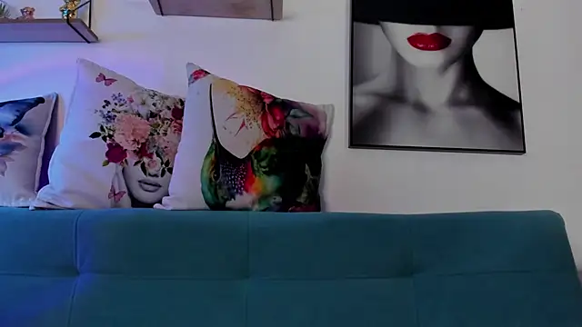 Snapshot of Manuela_monroe chatting on October 11, 2025, 9:27 pm Manuela monroe online show from October 11, 2025, 9:27 pm