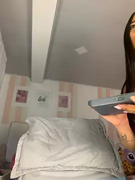 Snapshot of Milena-1 chatting on August 9, 2026, 11:38 am Milena-1 online show from August 9, 2026, 11:38 am