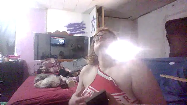 Snapshot of Sweetexibition chatting on March 8, 2025, 10:32 am Sweetexibition online show from March 8, 2025, 10:32 am
