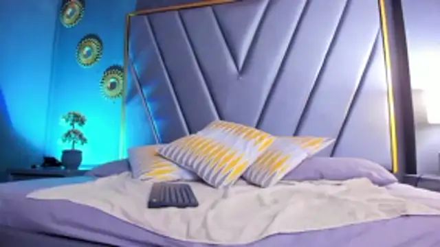 Snapshot of BrendaAdams_ chatting on November 21, 2025, 10:58 am BrendaAdams online show from November 21, 2025, 10:58 am