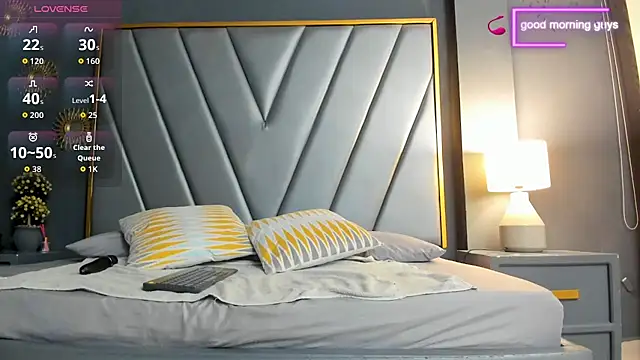 Snapshot of BrendaAdams_ chatting on November 5, 2025, 10:51 am BrendaAdams online show from November 5, 2025, 10:51 am