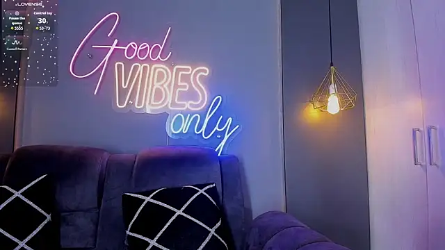 Snapshot of LOLIITA__LOVE chatting on October 22, 2025, 6:07 pm LOLIITA LOVE online show from October 22, 2025, 6:07 pm