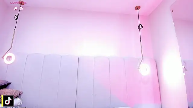  huge boobs ebony online show from February 25, 2026, 7:58 pm