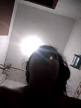 Snapshot of _Miaaleon chatting on November 19, 2025, 10:48 am Miaaleon online show from November 19, 2025, 10:48 am