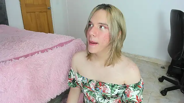  Little angel69 online show from March 3, 2025, 6:03 pm