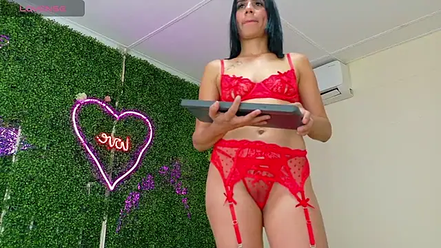 Snapshot of emy_0 chatting on July 17, 2026, 2:25 pm emy 0 online show from July 17, 2026, 2:25 pm