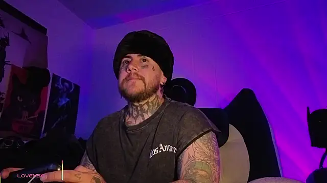 Ash gusbig online show from February 8, 2026, 3:04 am