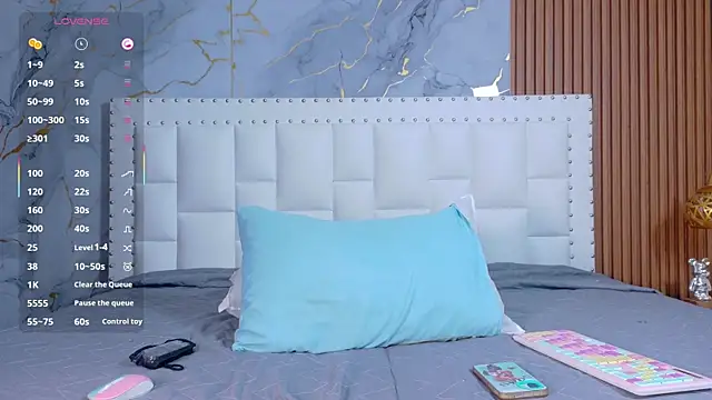 Snapshot of indianschoolgirl chatting on February 5, 2026, 7:43 pm indianschoolgirl online show from February 5, 2026, 7:43 pm