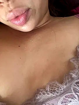 Lary68 online show from October 27, 2025, 5:58 pm