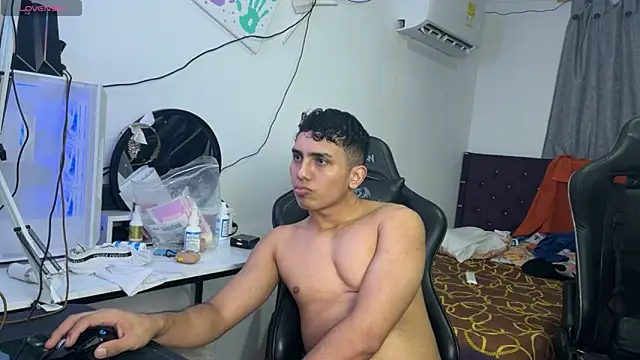 Snapshot of Max_kony chatting on September 11, 2025, 5:18 am Max kony online show from September 11, 2025, 5:18 am