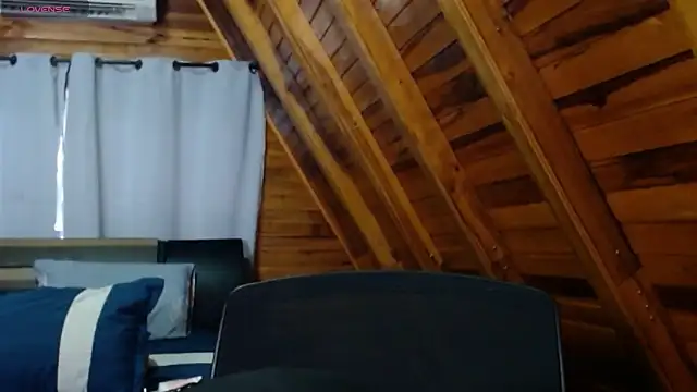 AmbarBurhan online show from October 9, 2025, 5:57 pm