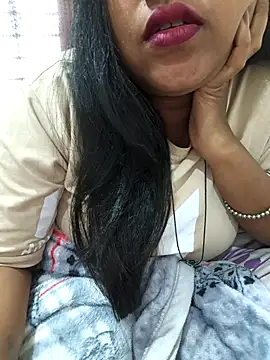 Snapshot of Samarya-78 chatting on December 18, 2025, 10:08 am Samarya-78 online show from December 18, 2025, 10:08 am