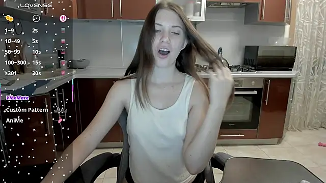 Snapshot of _BondiXUrban_ chatting on November 15, 2025, 4:55 pm BondiXUrban online show from November 15, 2025, 4:55 pm