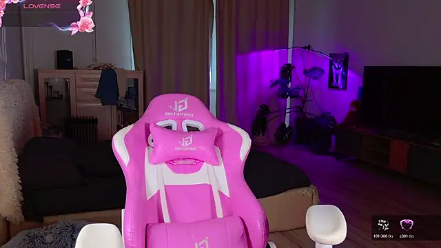 Snapshot of _enternity_ chatting on November 4, 2025, 4:16 am enternity online show from November 4, 2025, 4:16 am