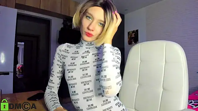  Alice Kitty online show from October 12, 2025, 5:03 pm