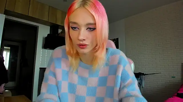  Alice Kitty online show from June 18, 2026, 9:25 am