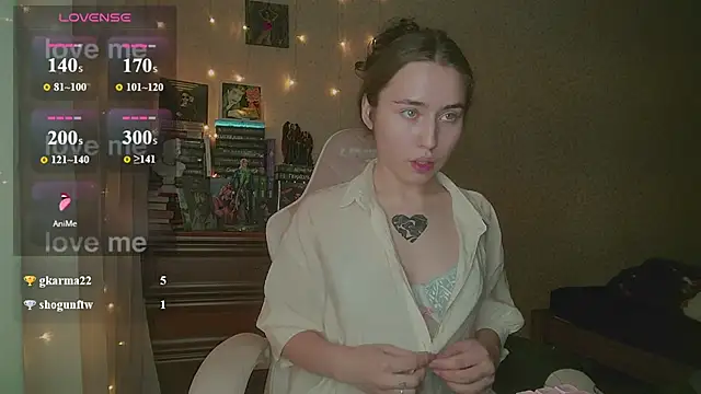 Snapshot of Aurora_workerr chatting on July 28, 2026, 6:20 pm Aurora workerr online show from July 28, 2026, 6:20 pm