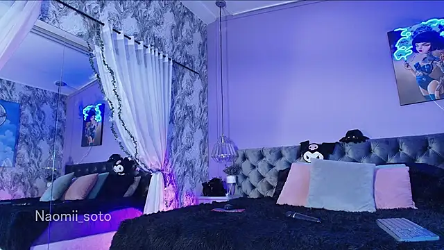 Snapshot of Naomii_Soto chatting on September 23, 2025, 6:04 pm Naomii Soto online show from September 23, 2025, 6:04 pm