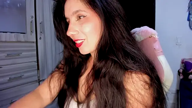 Snapshot of littlelight1 chatting on June 15, 2026, 2:50 pm littlelight1 online show from June 15, 2026, 2:50 pm