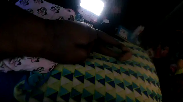EbonyFetishQueen online show from May 19, 2026, 7:37 am
