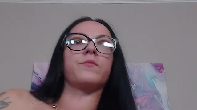 IzabelllNoir online show from June 20, 2026, 9:03 am