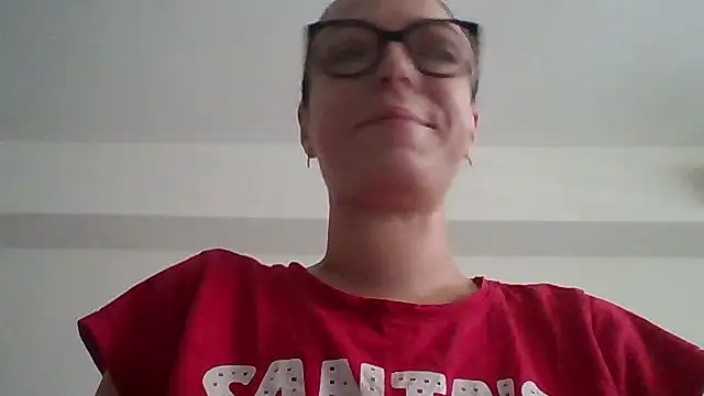 IzabelllNoir online show from June 11, 2026, 9:17 am