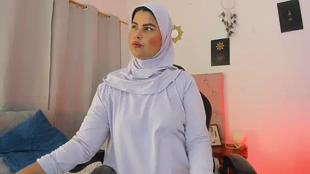 Snapshot of AishaAmin_ chatting on June 30, 2026, 12:16 pm AishaAmin online show from June 30, 2026, 12:16 pm