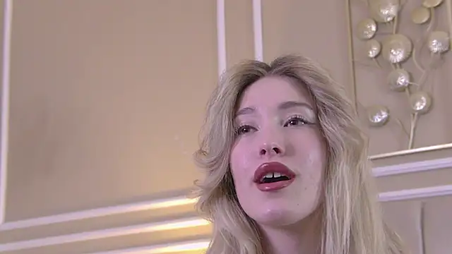 Snapshot of SerenaBennet chatting on February 21, 2026, 11:23 am SerenaBennet online show from February 21, 2026, 11:23 am